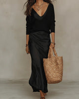 Emilia | Damen Langarm Satin Midi Kleid mit passendem Strickpullover in Schwarz