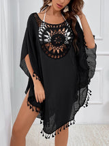 Damen Minikleid mit Häkeleinsatz und Quastenfransen an Saum und Halbärmeln in Schwarz