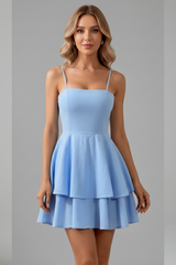 Damen Minikleid mit Spaghettiträgern und Doppelstufigem Rock in Hellblau