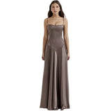Damen Minimalistisches Maxikleid mit Spaghettiträgern in Braun