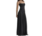 Damen Minimalistisches Maxikleid mit Spaghettiträgern in Schwarz