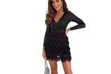 Damen Schwarzes Pailletten-Minikleid mit Federrock in Schwarz