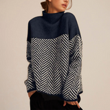 Michaela | Damen Lockere Strickpullover mit hohem Kragen in Nachtblau