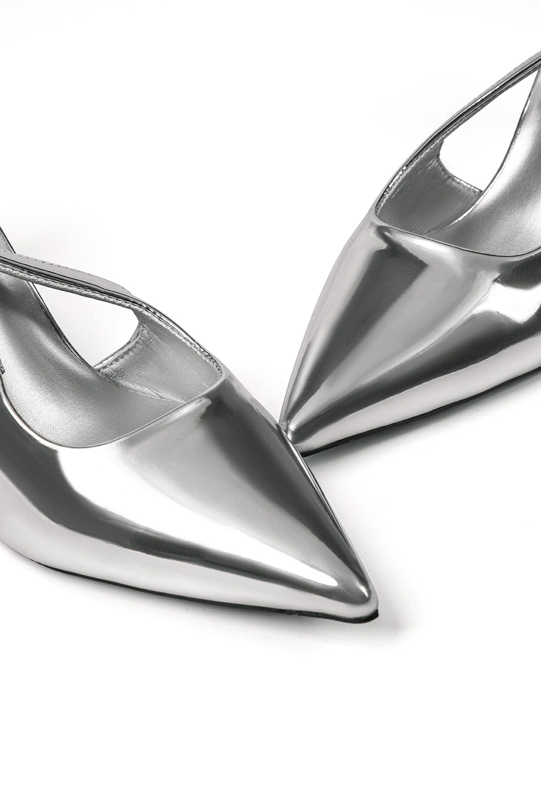 Bout en amande à petit talon