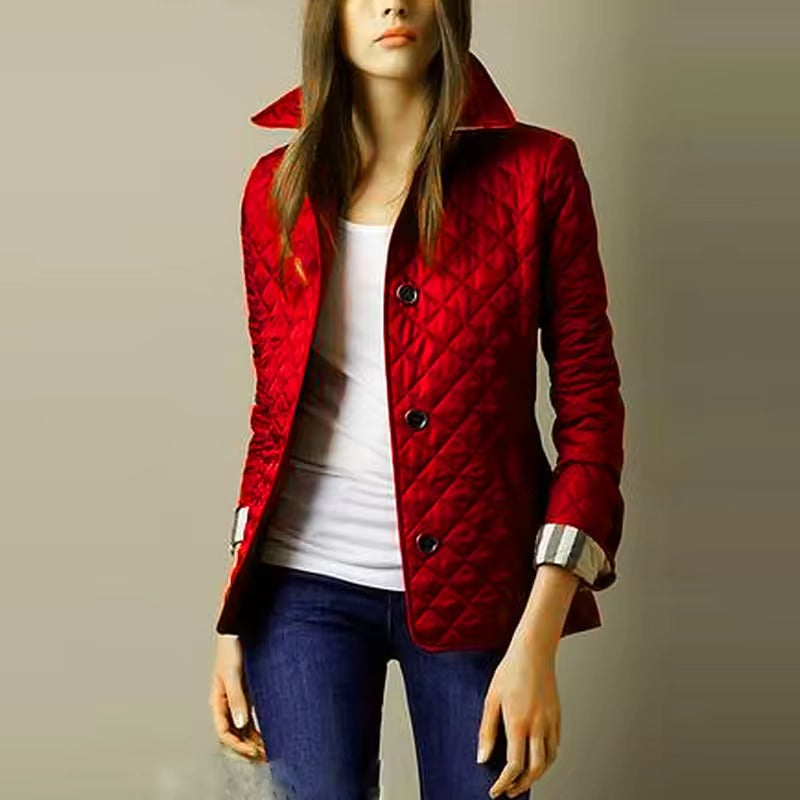 KRISTINA - GESTEPPTE TAILLIERTE JACKE