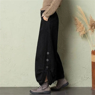 BEATE - WEITE CORDHOSE