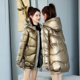 Amilia | Kuschelige & warme Winterjacke mit Kapuze in Gold