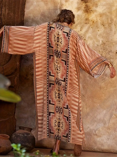 Krista – Boho Kimono in großen Größen mit Bindegürtel