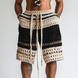 Gestreifte Herren-Shorts mit Lochmuster und Kordelzug in Schwarz