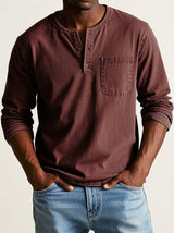 Herren Langarm-Henleyshirt mit Knopfleiste und Brusttasche in Rot