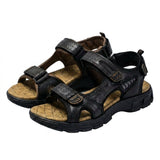 Herren-Sandalen mit drei verstellbaren Klettverschlussriemen und profilierter Laufsohle in Schwarz