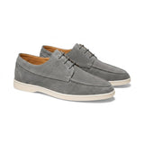 Herren-Schnürschuhe mit Mokassin-Naht und flacher Sohle in Grau