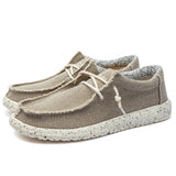 Herren Schnürschuhe mit strukturierter Oberfläche und kontrastierender Sohle in Khaki