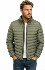 Herren Steppjacke mit Stehkragen und Reißverschluss in Dunkelgrun