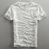 Herren T-Shirt mit Rundhalsausschnitt und Slub-Struktur in Weiß