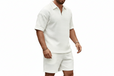 Herren Zweiteiliges Set mit Kurzarmshirt und Shorts mit Struktur in Weiß