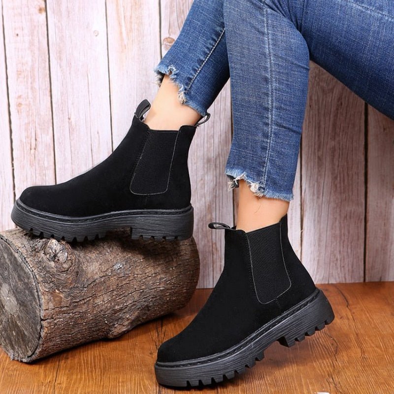 Kersti - Trendige Plateau-Stiefeletten mit Think-Sohle