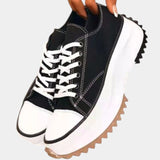 Gudrun | Damen Trendige Sneaker mit Rundspitze in Schwarz