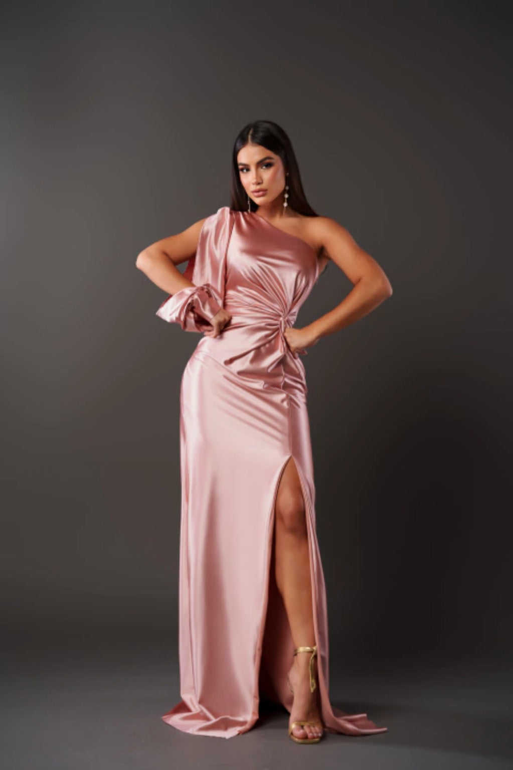 Damen Satin Abendkleid One-Shoulder mit Schlitz – Elegantes Kleid für Party & Anlass