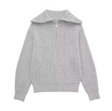 Damenpullover mit Streifen, halbem Reißverschluss und Stehkragen – Holly in Grau