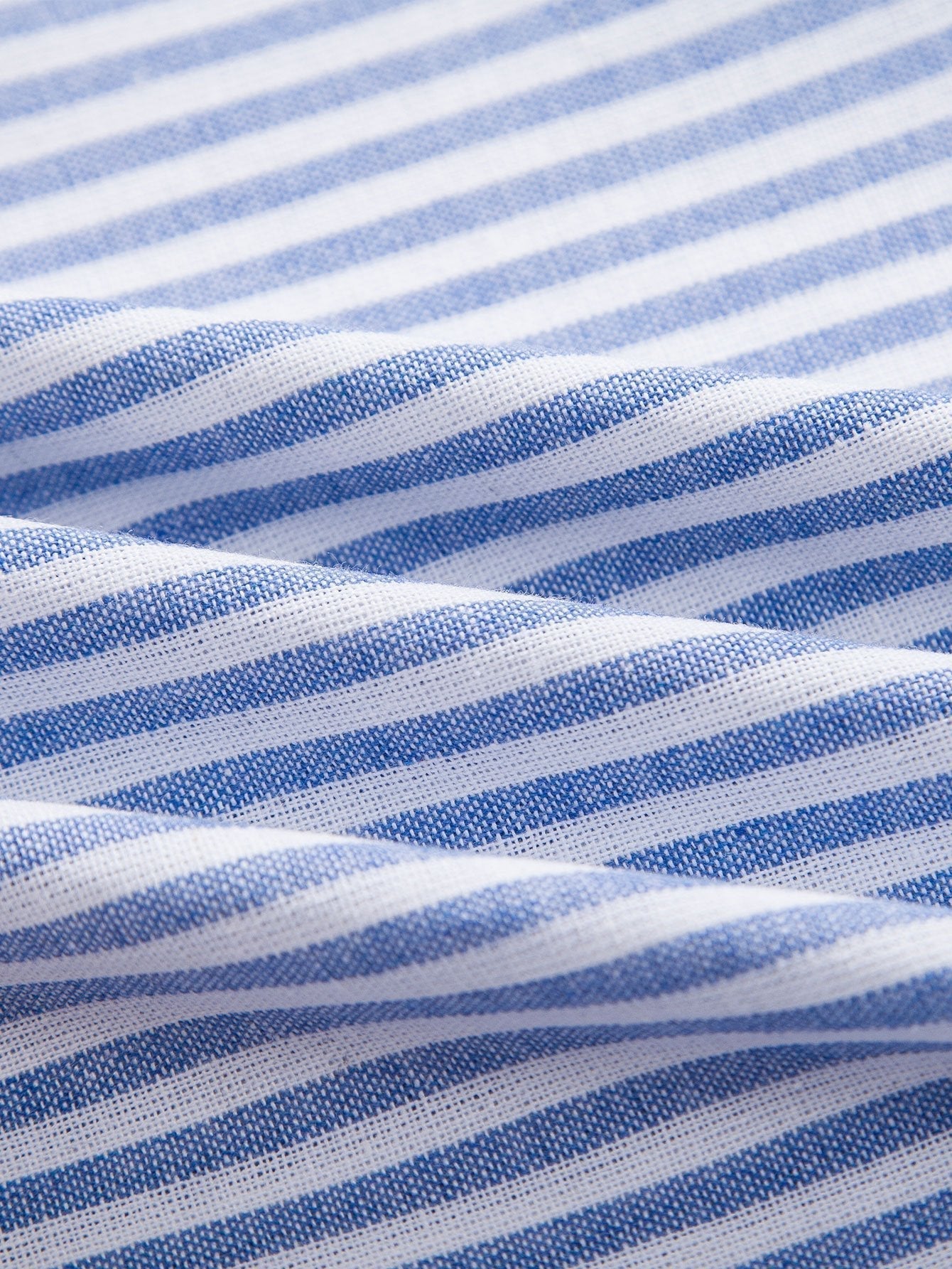 Kurzärmeliges gestreiftes Button-Down-Hemd aus Baumwollmischung