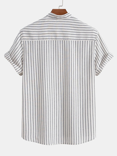 Gestreiftes Hemd mit Stehkragen aus Baumwollmischung und Leinenhose mit geradem Bein