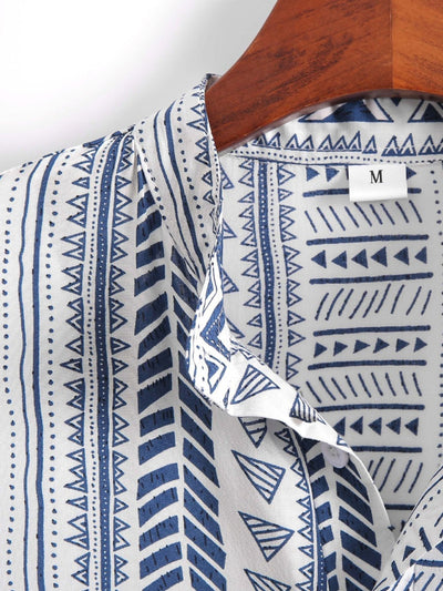 Shirt mit geometrischem Tribal-Druck und halber Knopfleiste mit Henley-Kragen
