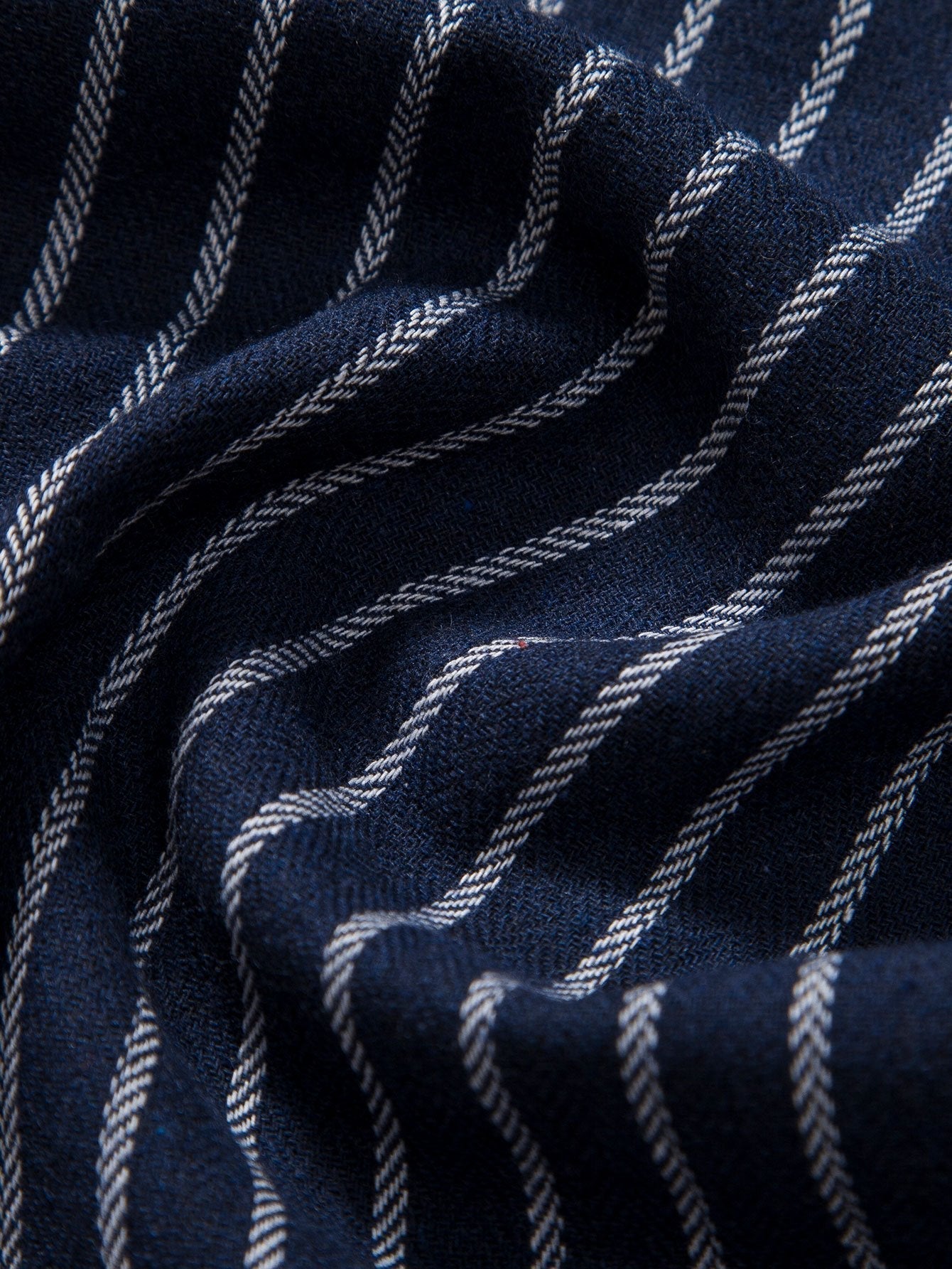 Gestreiftes Hemd mit Stehkragen aus Baumwollmischung und Leinenhose mit geradem Bein