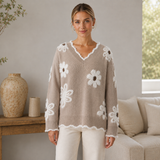 Katharina | Damen Pullover mit großen Blumen in Khaki