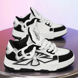 Knut | Herren Orthopädische Sneaker im modernen Stil in Schwarz