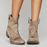 Laura | Damen Orthopädische Wildleder Stiefeletten im Western Stil mit Absatz in Braun