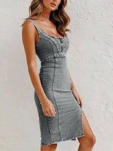 Ysabel | Denim-Kleid mit verstellbaren Trägern in Schwarz