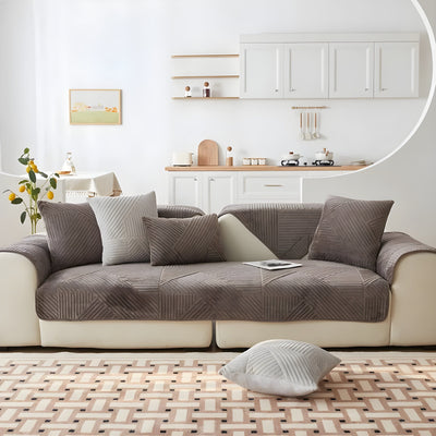 SofaGuard Deluxe – Moderner Rutschfester Samt-Sofa-Schutz für das Wohnzimmer