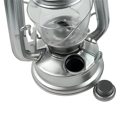 RusticLite - Kerosin-Außenlampe im Retro-Stil