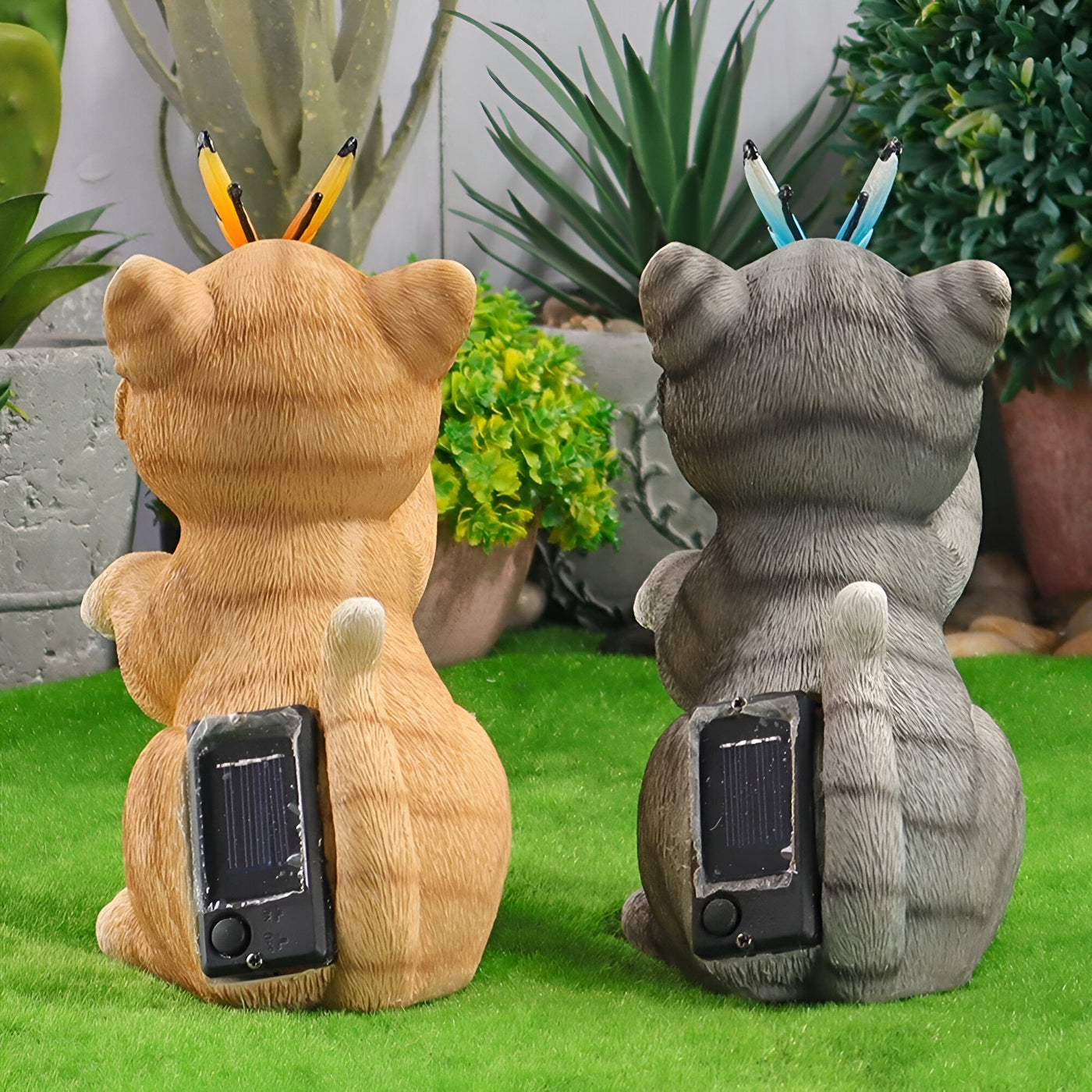 MoonlitPaws Light - Solarbetriebene Kätzchenstatue mit Schmetterlingslicht