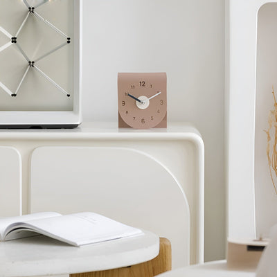 TimberCharm Clock – Dekorative Tischuhr