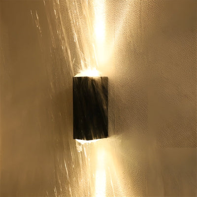 Lumi Bloc LED-Wandleuchte - Robuste und stilvolle Innen- und Außenbeleuchtung