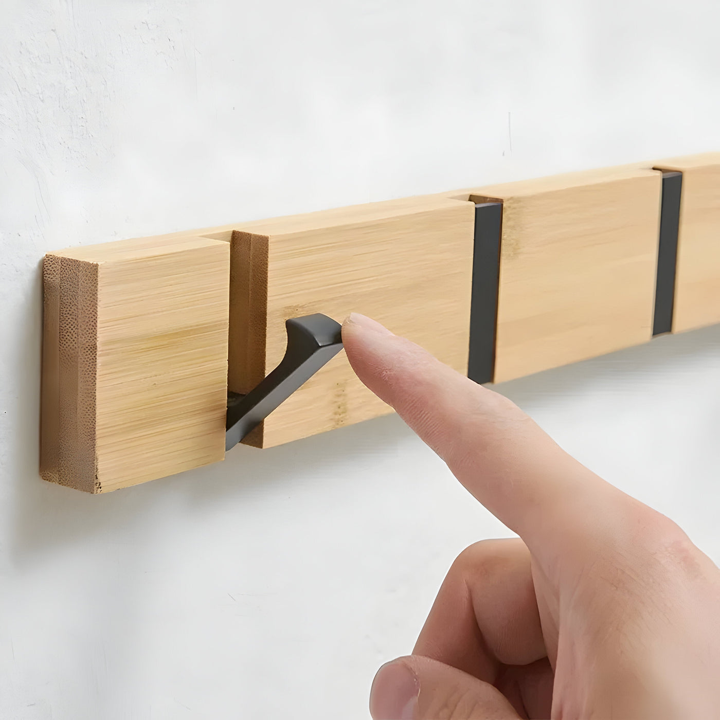 NordicHang Hook – Wandmontierter Holz-Badezimmerhaken