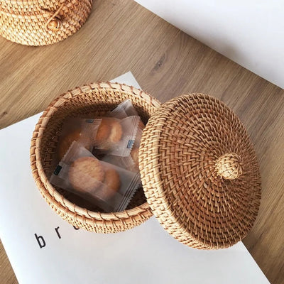 WeaveBreeze Basket - Handgeflochtene Rattan-Aufbewahrungsbox mit LED
