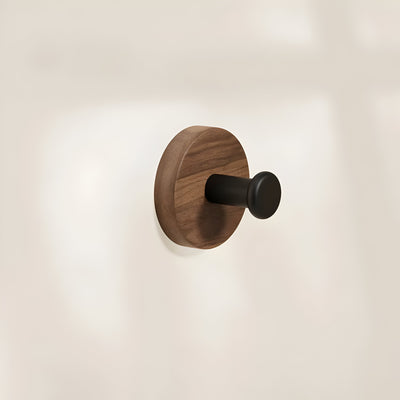 WalnutGrip Hooks – Multifunktionale Wandhaken aus Walnussholz