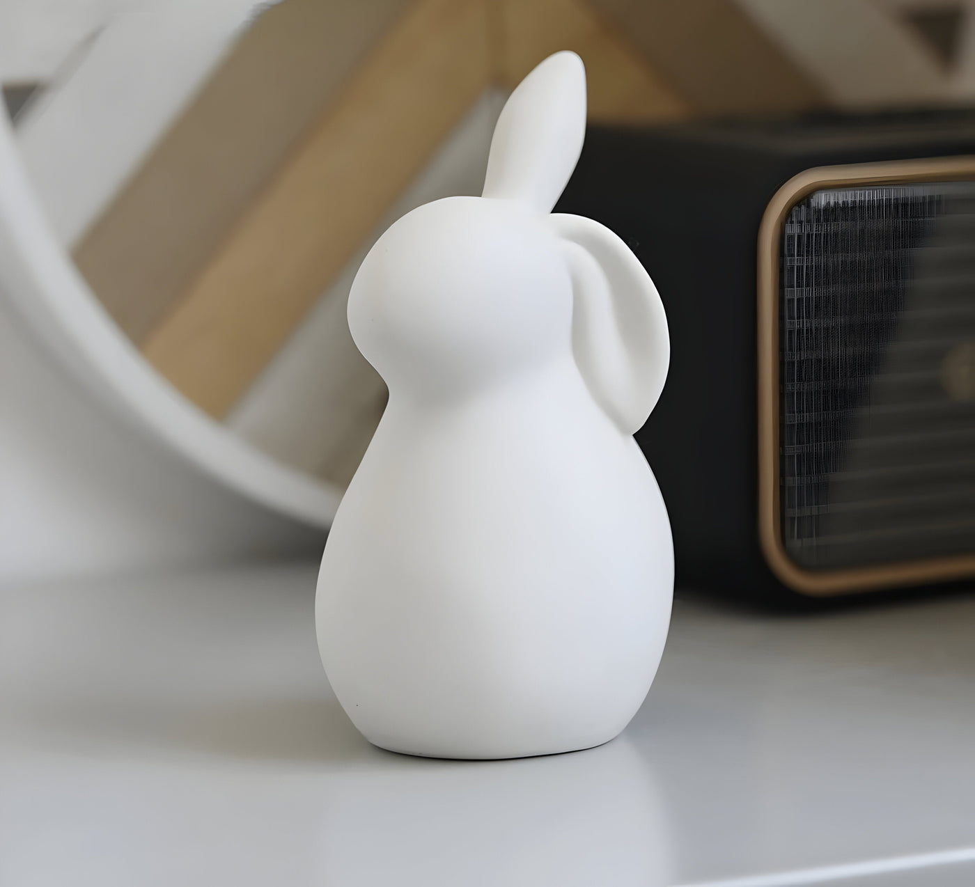 SnowBunny Decor – Nordische Keramik-Hasen-Dekoration