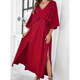 Mirella | Damen Maxikleid mit V Ausschnitt und Gürtel in Rot