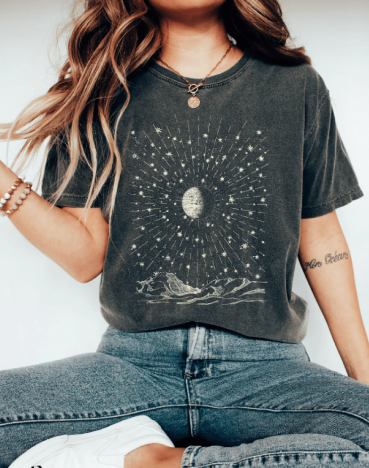 Divination - Astrologie gestaltetes Shirt