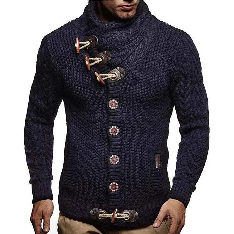 Aksel Strickpullover mit Knebelverschluss