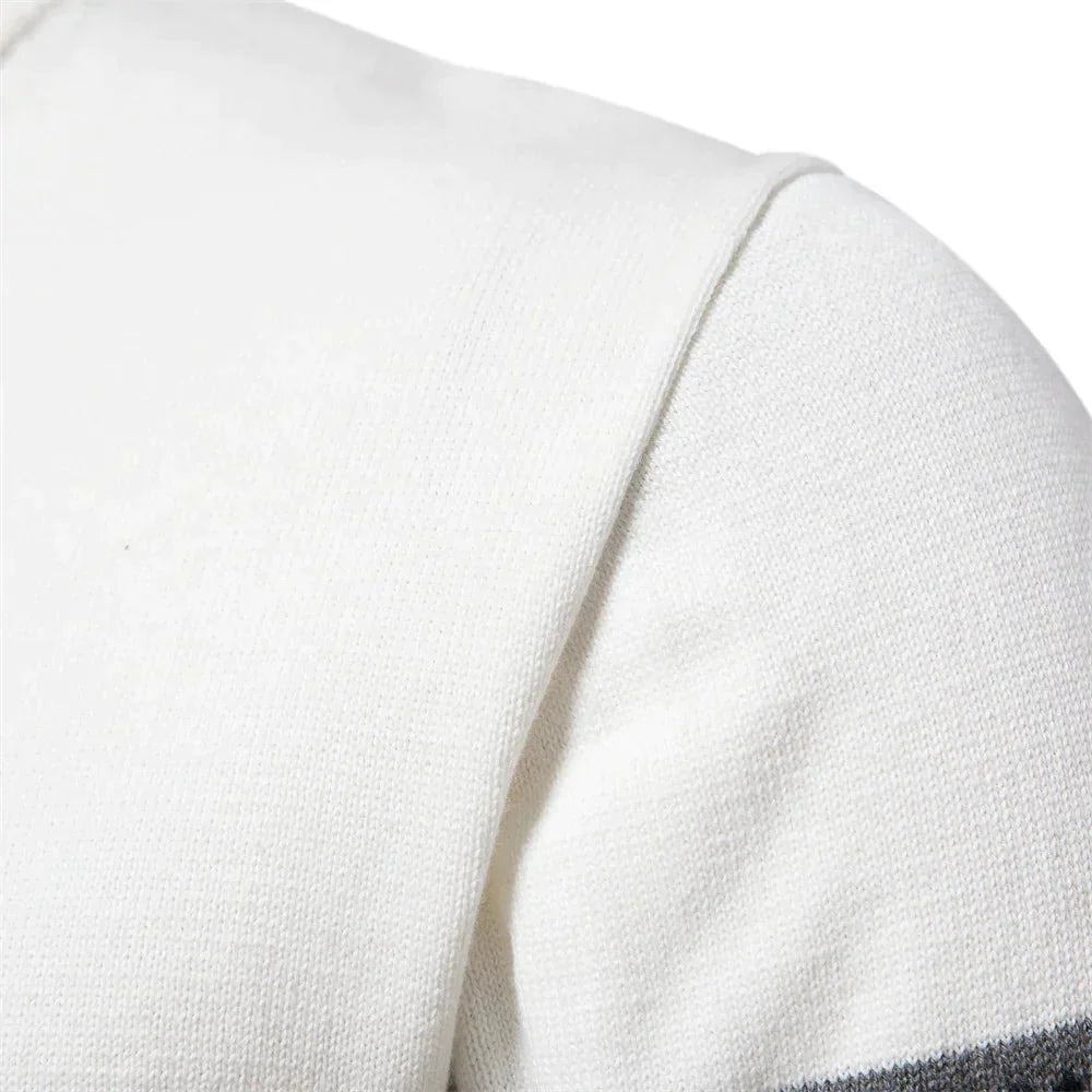 Christian Pullover mit Retromuster