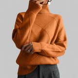 Barbara | Damen Oversized Winterpullover mit Muster und Rollkragen in Orange