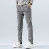 Herren-Cordhose mit Bundfalten und Seitentaschen – Corvin in Grau