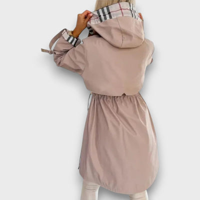 Natalie – Moderner Mantel mit Reißverschluss