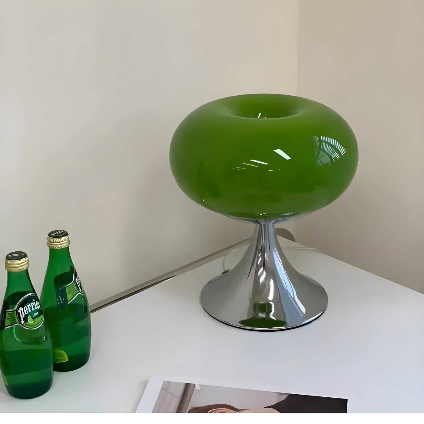 SereneCrystal Lamp - Elegante Retro Tischlampe