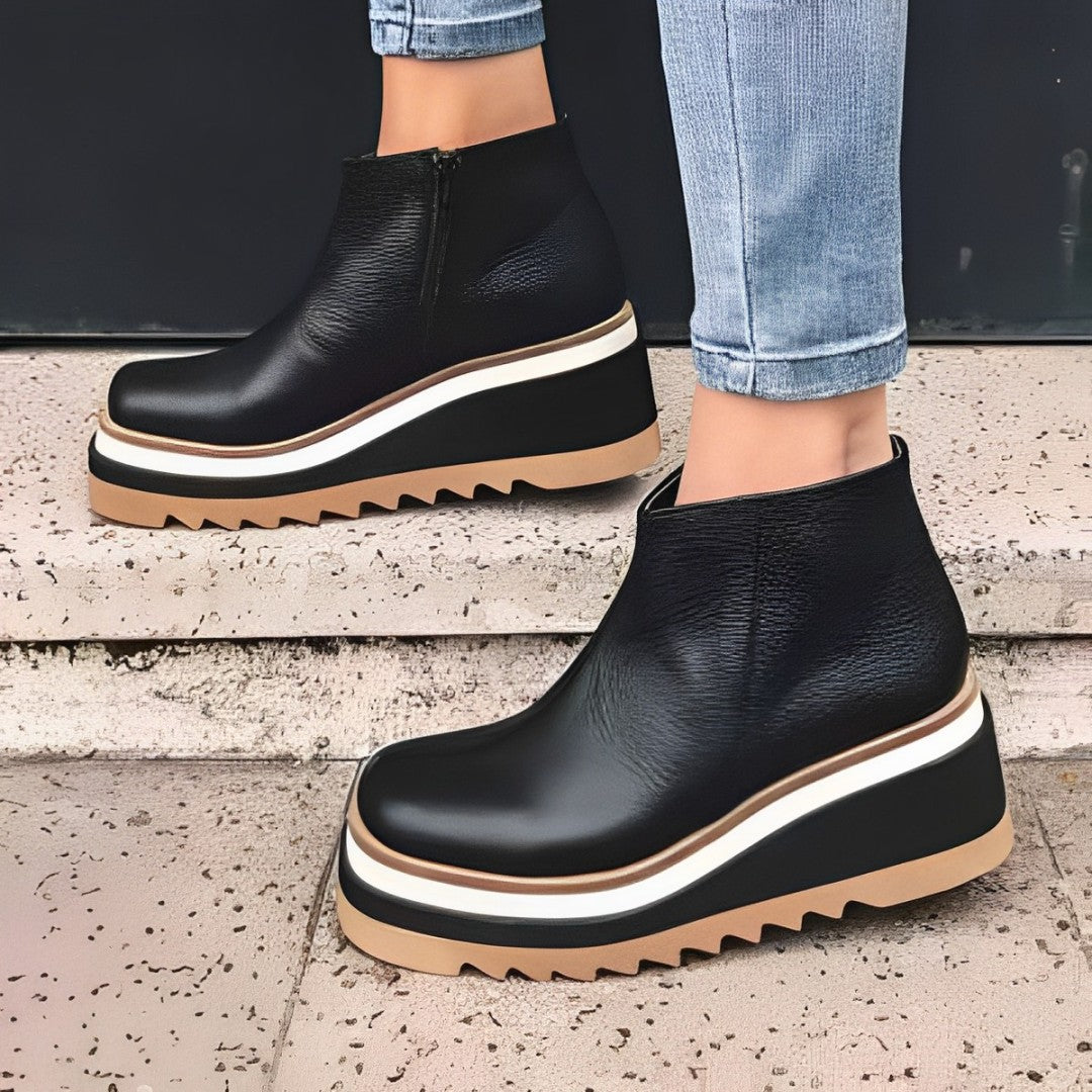 Uri - Leder Plateaustiefel mit Keilabsatz